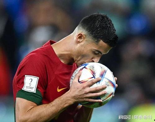 c罗和加纳最新爆料图片,揭秘足球巨星与非洲友谊背后的故事”